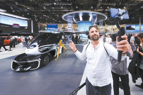 大牛配资网 上海车展超百款新车首发，自主品牌站上绝对C位